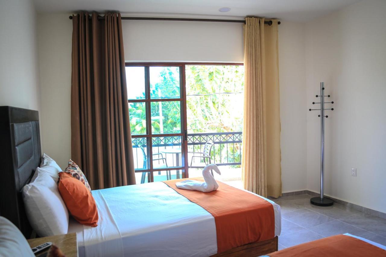 Hotel Alux 巴卡拉尔 外观 照片